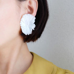 【 chimie vintage-445 】【残り３点】ドイツヴィンテージパールBIGフラワーイヤリング・ピアス
