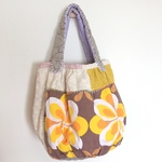 モタモタバケツBag(茶色の大きめ花柄)