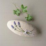  花刺繍のバレッタ  ラベンダー コットン リネン♪