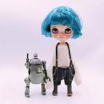 デニムのゆったり吊りズボン（インディゴ）とふわふわ柔らかニット（オフショルダー）のセット