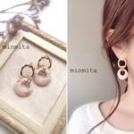 ✴︎再×2販売✴︎ゴールドとマーブルのWフープピアス
