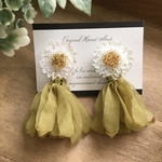 クリアフラワーピアス/イヤリング