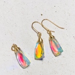 レインボーミスティッククォーツピアス