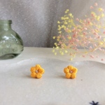 一粒お花のピアス-パステル-