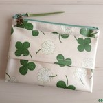 ポケットティッシュポーチ 　* Happy Clover 🍀　col. ナチュラルアイボリー