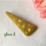 チューリップ🌷刺繍バレッタ