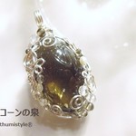 スモーキークォーツ・ファセットカットペンダント（ワイヤージュエリー☆ワイヤーアクセサリー☆ワイヤーラッピング天然石ネックレス）