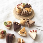 ちいさいちいさいケーキ。