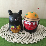 フルーツ大好き黒うさぎ＊マトリョーシカ針山＊羊毛ピンクッション