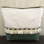 ホワイトカーキ⍤⃝フリンジオムツポーチ