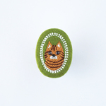 茶トラネコ刺繍ブローチ