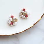 上品 シンプル ホワイト パール ピンク ビジュー 大ぶり イヤリング ピアス 結婚式 ウエディング 卒業式 入学式 可愛い 母の日