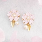 桜の願いピアス ＊つまみ細工＊