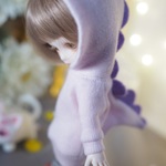 オビツ11　恐竜パーカーワンピース　ベビーピンク