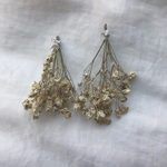 春らしく🌸ドライフラワーピアス/イヤリング ホワイト
