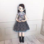 ruruko・裾ビーズ刺繍のワンピースとヘッドドレス