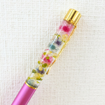 お花たっぷり♪ハーバリウムボールペン
