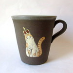 つぐみ製陶所 王様猫のマグカップ大Ｏ＊茶白ネコ