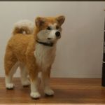 羊毛フェルト　犬　秋田犬さん　（赤）　犬フィギュア