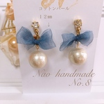 【ピアス】No.8 大人可愛いふわふわブルーリボン コットンパールピアス  大人かわいい