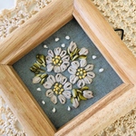 送料無料♡お花刺繍の木製ミニフレーム♡