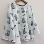 刺繍がかわいいふんわりブラウス