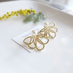 パール 花びら ピアス