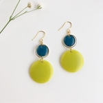 light green × navy＊ラウンドモチーフピアス／イヤリング