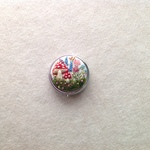 【berry1236さまオーダー品】リネンと刺繍のきのこのピルケース