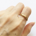 13号サイズ ステンレス製 イエローゴールドつやつやリング 幅3mm