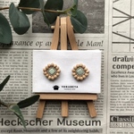 ビーズ刺繍・ウッドビーズのピアス/イヤリング（グリーン）《受注生産》