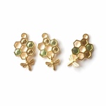 【３個セット】揺れる蜂ついた蜂の巣チャーム　緑のカラー入り　（ミツバチ　ハチ　ハニカム　グリーン）