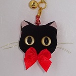 ちりめん根付け　ねこ  (黒猫) 