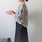 【★セール　送料無料♪】大きなマーガレットのブラウス