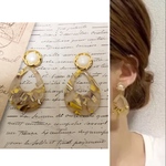フラワーピアス
