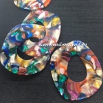 2個　べっ甲　べっこう　鼈甲　べっ甲　シェル　パーツ　素材　材料　金具　ピアス　イヤリング　アクセサリー　資材　チャーム　カン付き