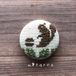 動物の刺繍入りくるみボタン（ヘアゴム・ぱっちんどめ・ブローチ・マグネット）