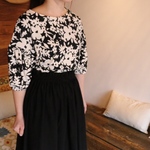 【ASYMMETRIC RUFFLE TOP】color:red