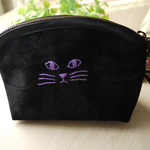 🐈猫顔刺繍のポーチ