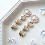 ヴィンテージライクなハートの大ぶりピアス/イヤリング PVC