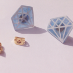 ダイヤのピアス