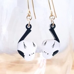 【B しっぽぷらーん】シマエナガのアクリルピアス＆イヤリング