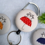 【再販】雨ふり ねこさん のびるキーホルダー＊リールキーホルダー