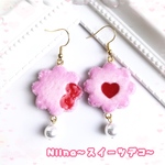 ストロベリージャムサンドクッキーのピアス
