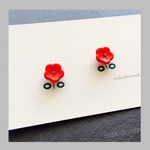 new２・こいあかの小さなお花のピアス