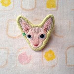 スフィンクス 刺繍ブローチ