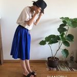 【blue】リネンの膝丈ギャザースカート