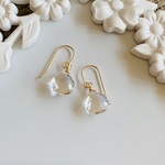✳︎14kgf✳︎極上カット クリスタルピアス