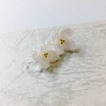 白あじさいのイヤリング