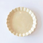 波型リムのケーキ皿（クリーム色）